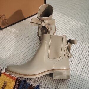 BERNARDO Briton Rain Booties size US 7